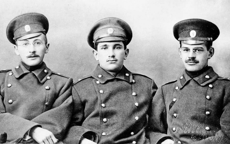 Иллюстрация к книге — Генерал Кутепов. Гибель Старой гвардии [_160.jpg]