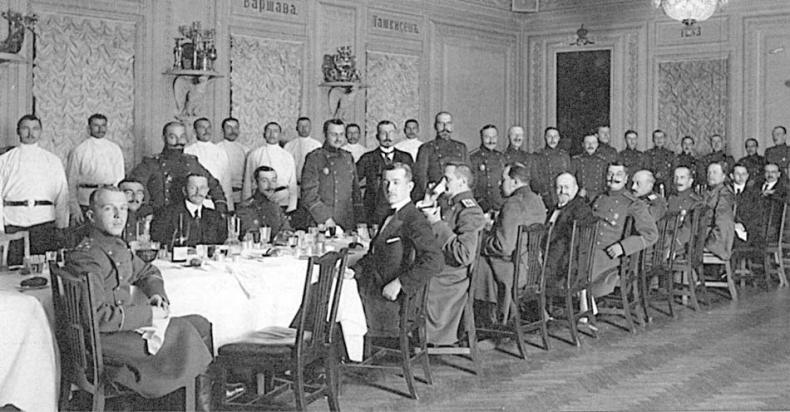 Иллюстрация к книге — Генерал Кутепов. Гибель Старой гвардии [_94.jpg]