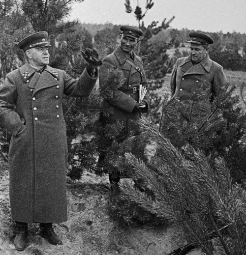 Иллюстрация к книге — Военные тайны ХХ века [i_001.jpg]