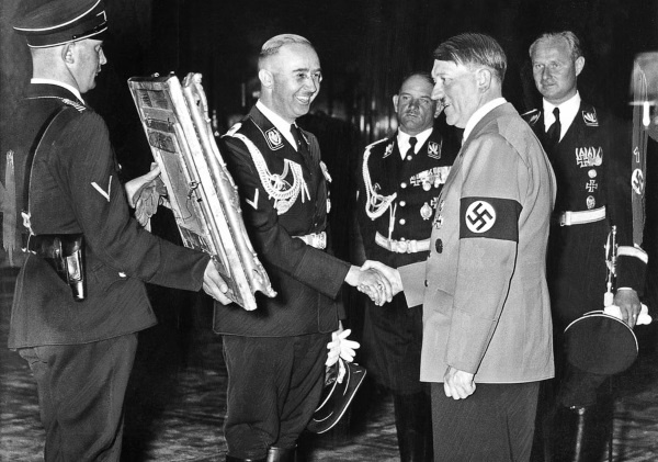 Иллюстрация к книге — Военные тайны ХХ века [i_004.jpg]