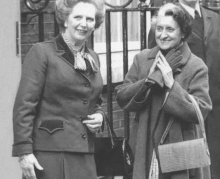 Иллюстрация к книге — Маргарет Тэтчер [i_039.jpg]