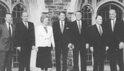 Иллюстрация к книге — Маргарет Тэтчер [i_040.jpg]