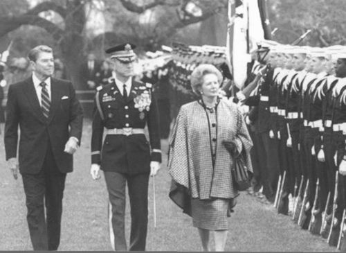 Иллюстрация к книге — Маргарет Тэтчер [i_044.jpg]