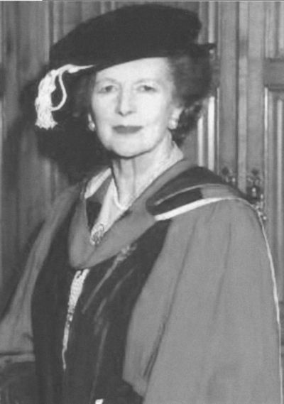 Иллюстрация к книге — Маргарет Тэтчер [i_051.jpg]