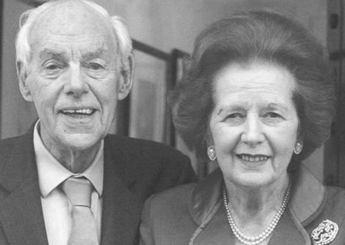 Иллюстрация к книге — Маргарет Тэтчер [i_055.jpg]