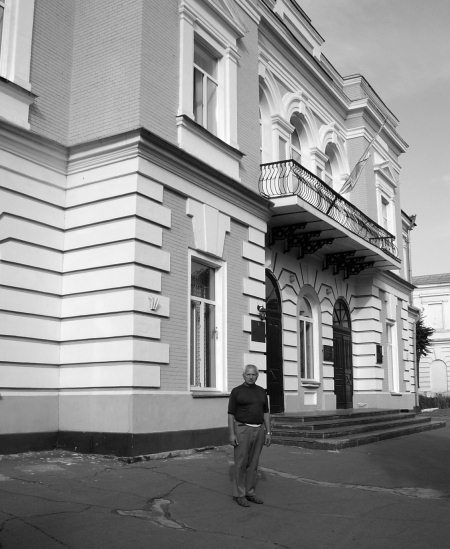 Иллюстрация к книге — Неизвестный Лангемак. Конструктор &quot;катюш&quot; [i_017.jpg]