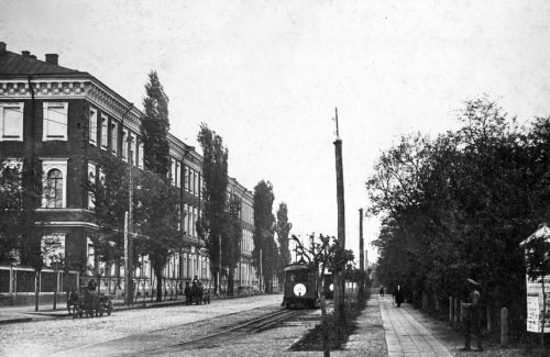 Иллюстрация к книге — Неизвестный Лангемак. Конструктор &quot;катюш&quot; [i_019.jpg]