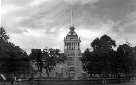 Иллюстрация к книге — Неизвестный Лангемак. Конструктор &quot;катюш&quot; [i_032.jpg]