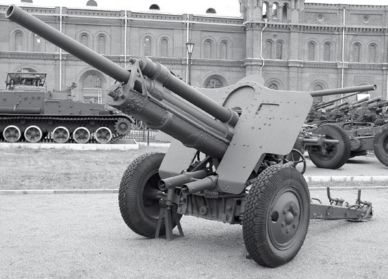 Иллюстрация к книге — Все для фронта? Как на самом деле ковалась победа [i_012.jpg]