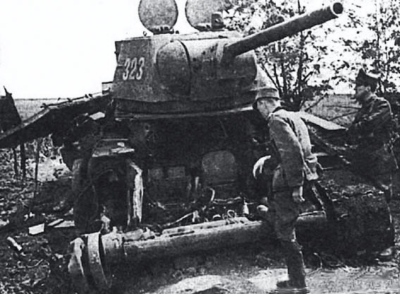 Иллюстрация к книге — Все для фронта? Как на самом деле ковалась победа [i_058.jpg]