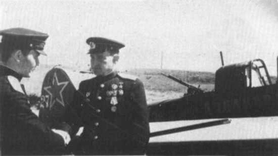 Иллюстрация к книге — &quot;Лаптежник&quot; против &quot;черной смерти&quot;. Обзор развития и действий немецкой и советской штурмовой авиации в ходе Второй мировой войны [i_050.jpg]