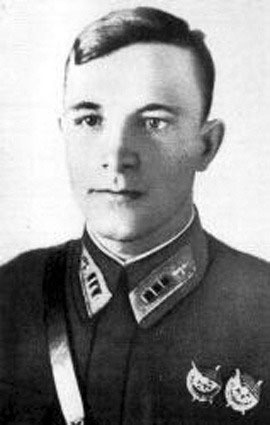 Иллюстрация к книге — &quot;Лаптежник&quot; против &quot;черной смерти&quot;. Обзор развития и действий немецкой и советской штурмовой авиации в ходе Второй мировой войны [i_083.jpg]