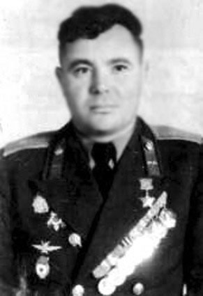 Иллюстрация к книге — &quot;Лаптежник&quot; против &quot;черной смерти&quot;. Обзор развития и действий немецкой и советской штурмовой авиации в ходе Второй мировой войны [i_168.jpg]