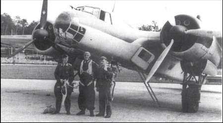 Иллюстрация к книге — Самолеты-призраки Третьего Рейха. Секретные операции Люфтваффе [i_008.jpg]