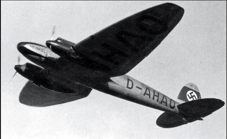 Иллюстрация к книге — Самолеты-призраки Третьего Рейха. Секретные операции Люфтваффе [i_027.jpg]