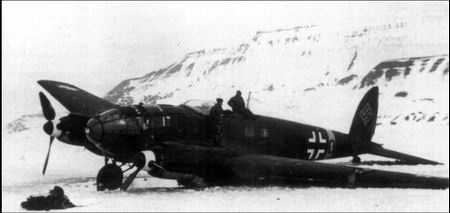 Иллюстрация к книге — Самолеты-призраки Третьего Рейха. Секретные операции Люфтваффе [i_122.jpg]