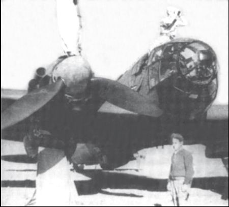 Иллюстрация к книге — Самолеты-призраки Третьего Рейха. Секретные операции Люфтваффе [i_137.jpg]