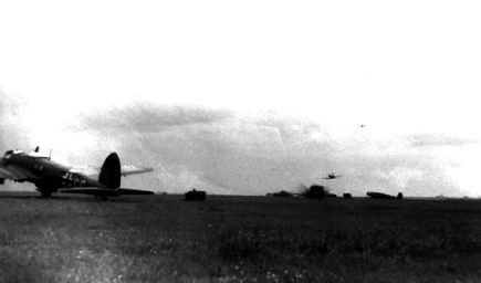 Иллюстрация к книге — Свастика над Волгой. Люфтваффе против сталинской ПВО [i_119.jpg]