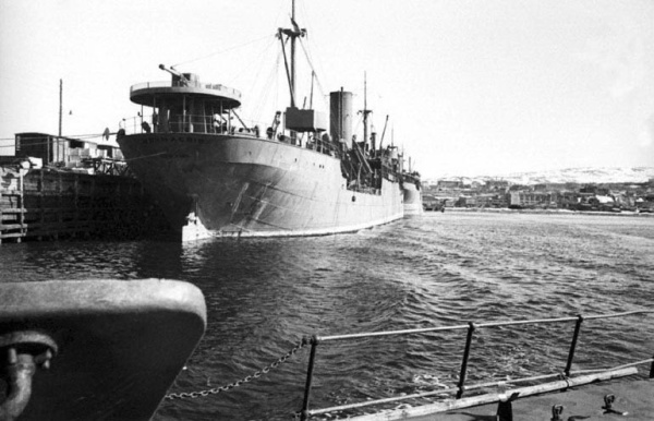 Иллюстрация к книге — Тени над Заполярьем. Действия Люфтваффе против советского Северного флота и союзных конвоев [i_035.jpg]