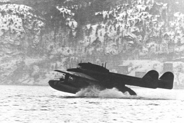 Иллюстрация к книге — Тени над Заполярьем. Действия Люфтваффе против советского Северного флота и союзных конвоев [i_071.jpg]