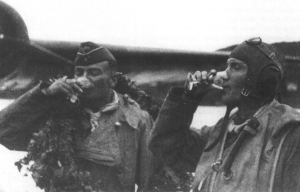 Иллюстрация к книге — Тени над Заполярьем. Действия Люфтваффе против советского Северного флота и союзных конвоев [i_076.jpg]