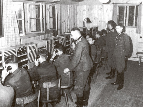 Иллюстрация к книге — Фюрер как полководец [i_035.jpg]