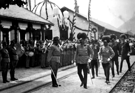 Иллюстрация к книге — Кому нужна ревизия истории? Старые и новые споры о причинах Первой мировой войны [i_026.jpg]