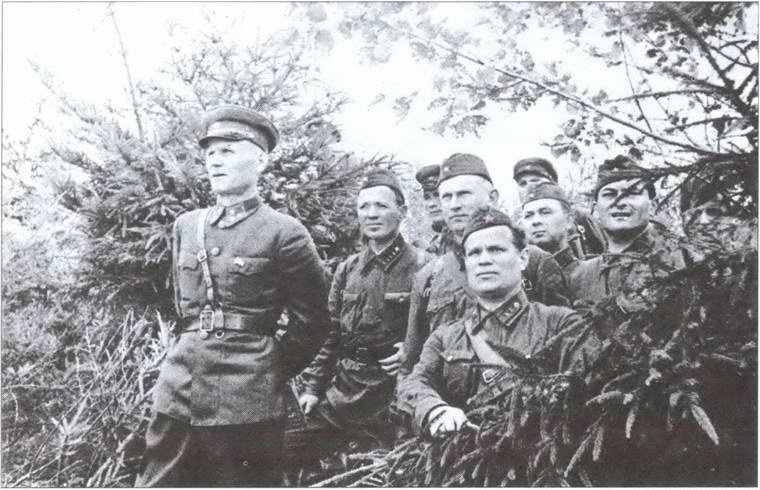 Иллюстрация к книге — Маршал Конев [i_006.jpg]