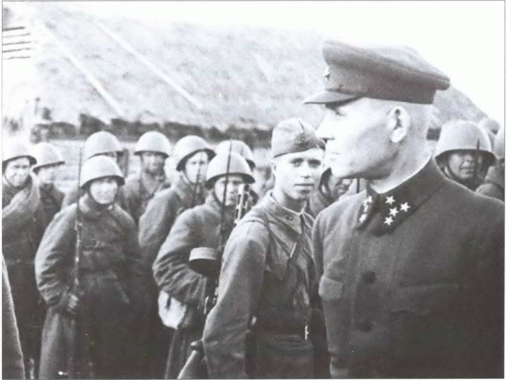 Иллюстрация к книге — Маршал Конев [i_007.jpg]