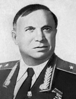 Иллюстрация к книге — Советские танковые армии в бою [i_071.jpg]