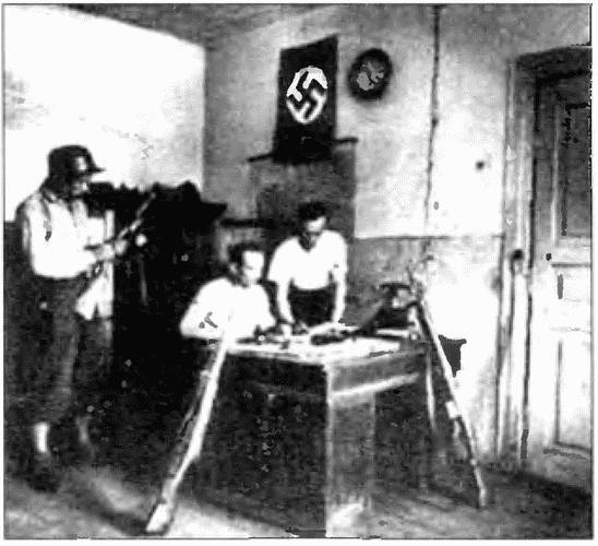 Иллюстрация к книге — Коричневые тени в Полесье. Белоруссия 1941-1945 [i_033.jpg]