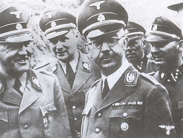 Иллюстрация к книге — Крым под пятой Гитлера. Немецкая оккупационная политика в Крыму 1941-1944 гг. [i_010.jpg]