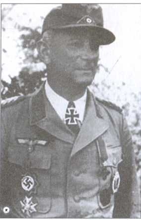 Иллюстрация к книге — Крым под пятой Гитлера. Немецкая оккупационная политика в Крыму 1941-1944 гг. [i_016.jpg]