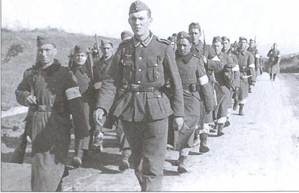 Иллюстрация к книге — Крым под пятой Гитлера. Немецкая оккупационная политика в Крыму 1941-1944 гг. [i_030.jpg]