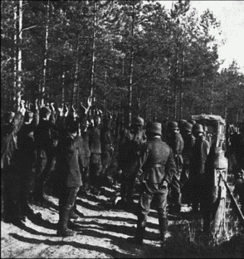 Иллюстрация к книге — Нюрнбергский набат. Репортаж из прошлого, обращение к будущему [i_021.jpg]