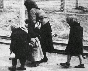 Иллюстрация к книге — Нюрнбергский набат. Репортаж из прошлого, обращение к будущему [i_071.jpg]