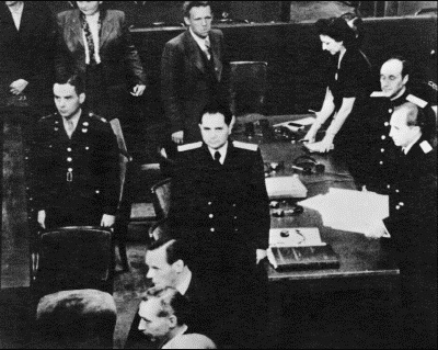 Иллюстрация к книге — Нюрнбергский набат. Репортаж из прошлого, обращение к будущему [i_092.jpg]