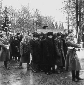 Иллюстрация к книге — Нюрнбергский набат. Репортаж из прошлого, обращение к будущему [i_118.jpg]