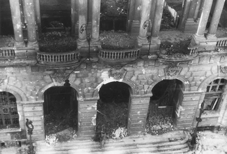 Иллюстрация к книге — Нюрнбергский набат. Репортаж из прошлого, обращение к будущему [i_205.jpg]