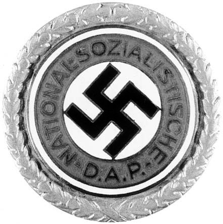 Иллюстрация к книге — Нюрнбергский набат. Репортаж из прошлого, обращение к будущему [i_256.jpg]