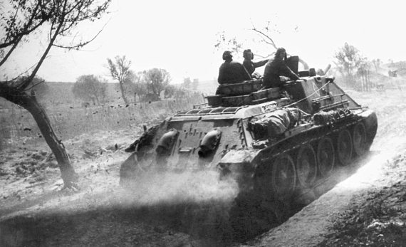 Иллюстрация к книге — Мы сгорали заживо. Смертники Великой Отечественной [i_069.jpg]