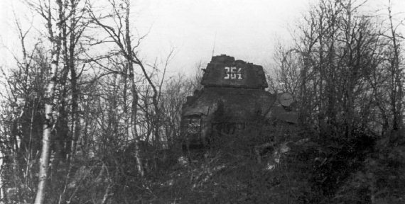 Иллюстрация к книге — Мы сгорали заживо. Смертники Великой Отечественной [i_113.jpg]