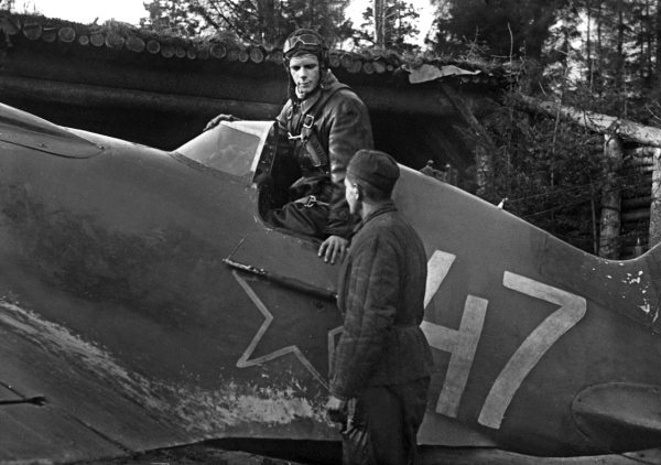 Иллюстрация к книге — Мы сгорали заживо. Смертники Великой Отечественной [i_205.jpg]