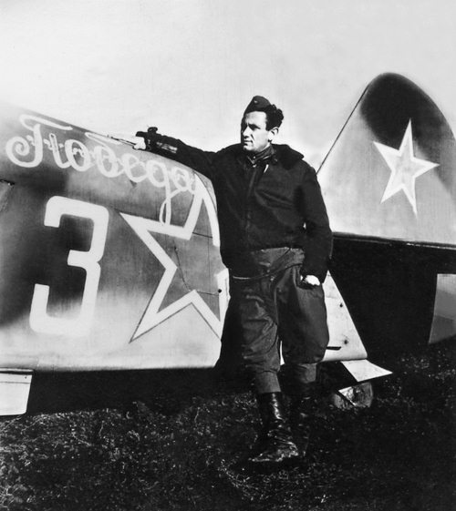 Иллюстрация к книге — Мы сгорали заживо. Смертники Великой Отечественной [i_215.jpg]