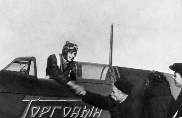 Иллюстрация к книге — Мы сгорали заживо. Смертники Великой Отечественной [i_236.jpg]