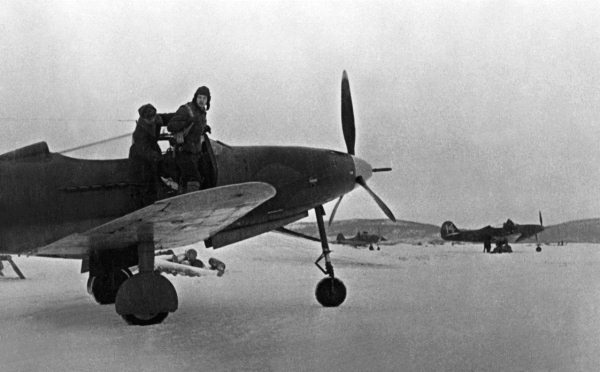 Иллюстрация к книге — Мы сгорали заживо. Смертники Великой Отечественной [i_257.jpg]