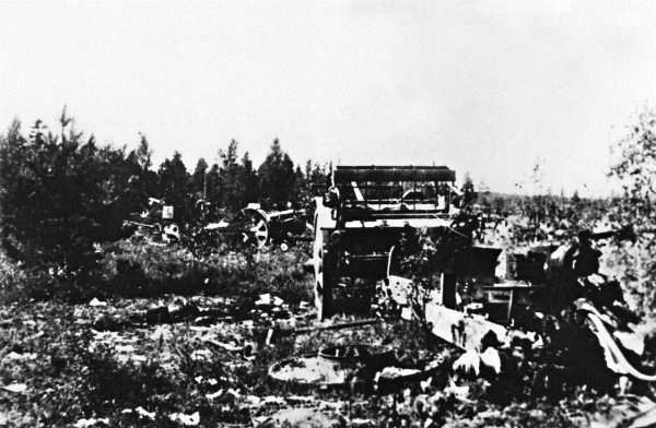 Иллюстрация к книге — Мы сгорали заживо. Смертники Великой Отечественной [i_352.jpg]