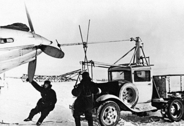 Иллюстрация к книге — Мы сгорали заживо. Смертники Великой Отечественной [i_367.jpg]