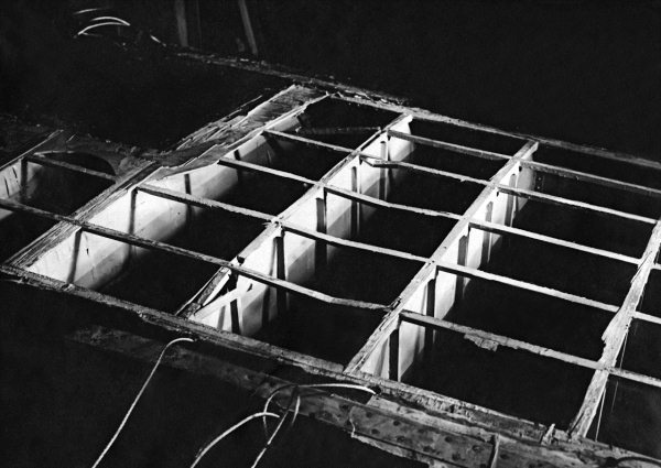 Иллюстрация к книге — Мы сгорали заживо. Смертники Великой Отечественной [i_447.jpg]