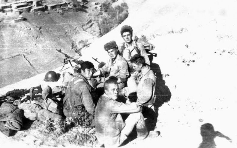 Иллюстрация к книге — Снайпер в Афгане. Порванные души [_13.jpg]